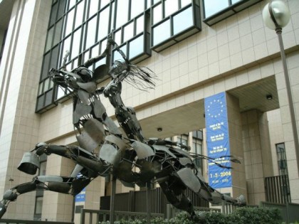 Europa-Statue-EU-HQ-Brussels